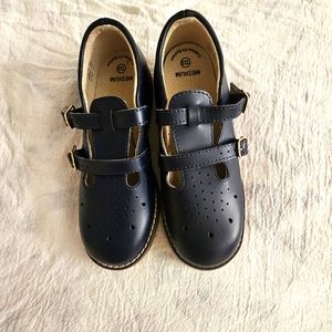 Footmate navy blue mary janes shoes with two gold buckles. Girl size 13.5.